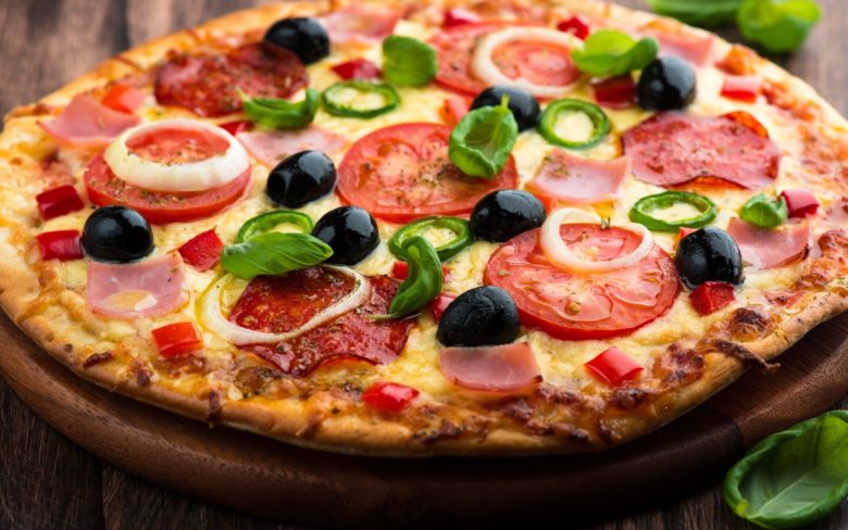 mua pizza giá tốt